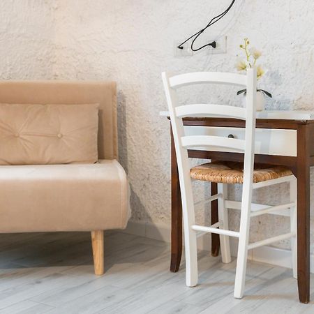 Casa Rocca Lejlighed Bosa Eksteriør billede